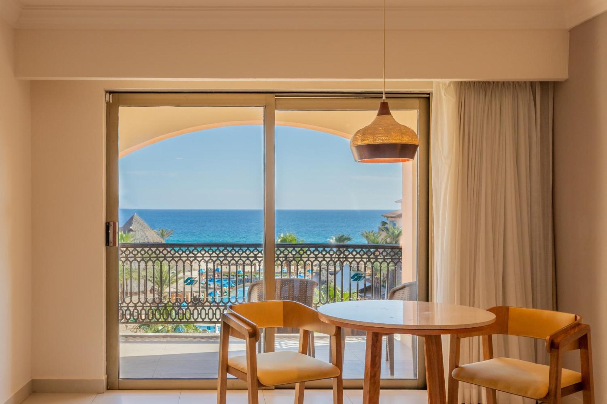 Resort Royal Solaris Cabos-all Inclusive
